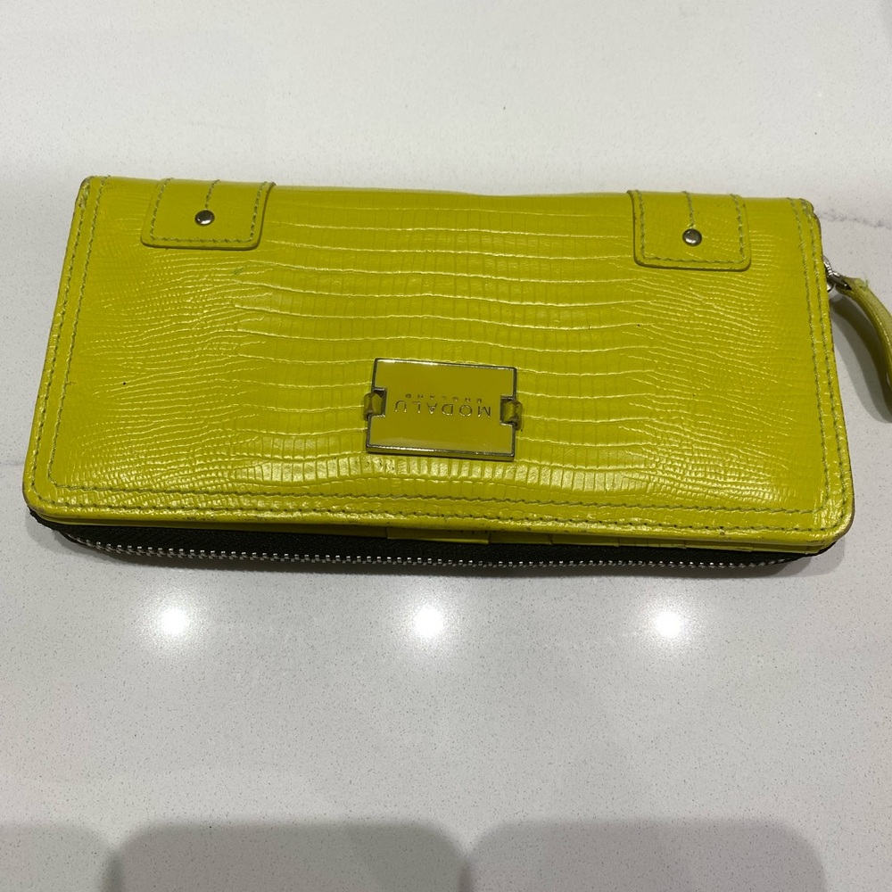 Modalu England Wallet Glossy Finish Metallic Detail